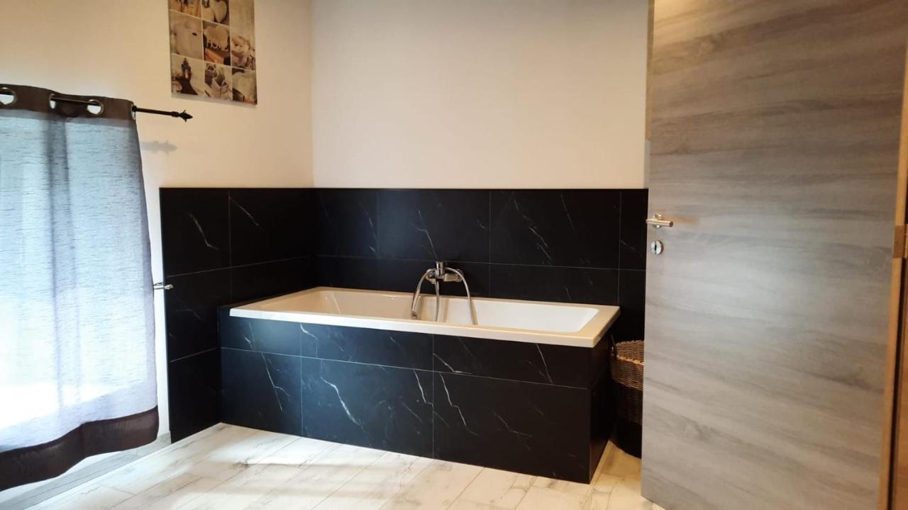 Le Gai Pinson Villa Beausaint Ngoại thất bức ảnh